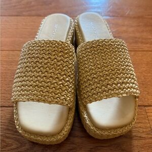 Marc Fisher beige sandals